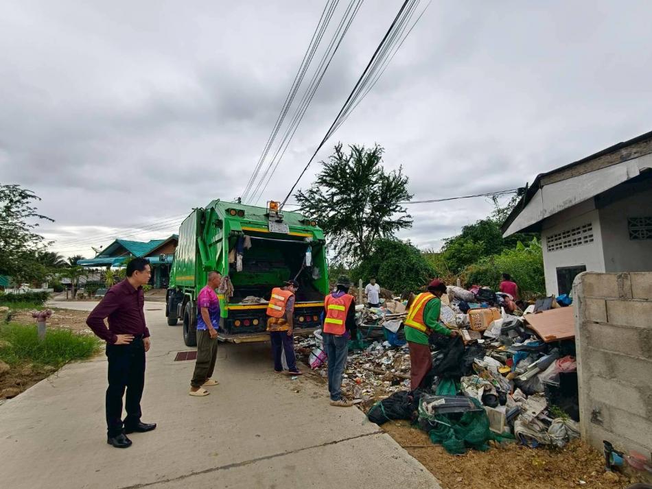 ลงพื้นที่ตรวจสอบและดำเนินการแก้ไขัปัญหาขยะ 