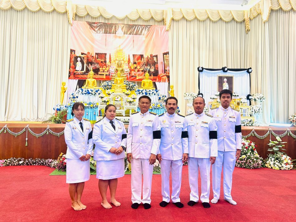 ร่วมพิธีบำเพ็ญกุศลสัตตมวาร 15 วัน เพื่ออุทิศถวายเป็นพระกุศลแด่สมเด็จพระเจ้าลูกเธอ เจ้าฟ้าพัชรกิติยาภา นเรนทิราเทพยวดี กรมหลวงราชสาริณีสิริพัชร มหาวัชรราชธิดา  ณ ศาลาหอประชุมวัดกุยบุรี ตำบลกุยบุรี อำเภอกุยบุรี จังหวัดประจวบคีรีขันธ์